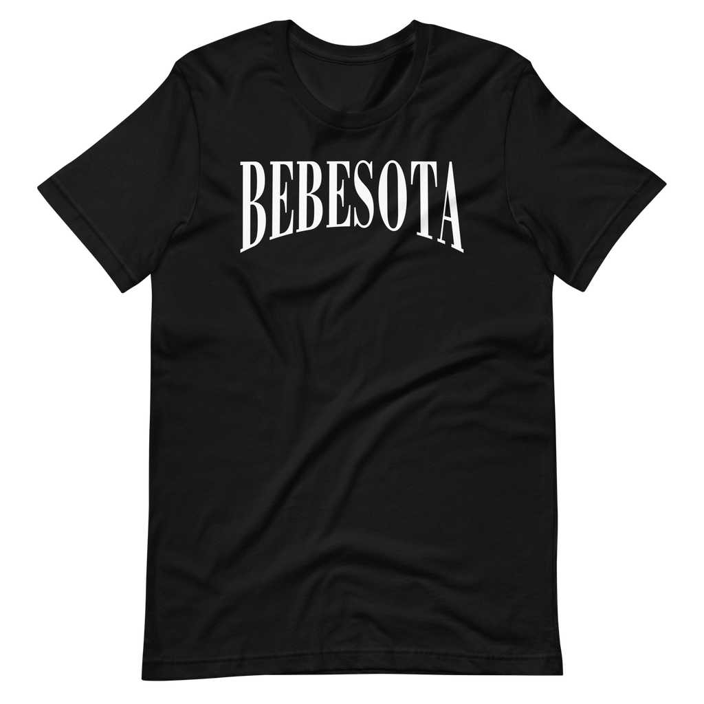 black-tshirt-graphic-tee-bebesota-streetwear-for-latinas